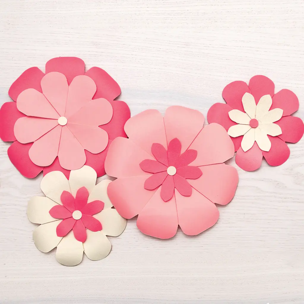 We R Memory Keepers Flower Punch Board