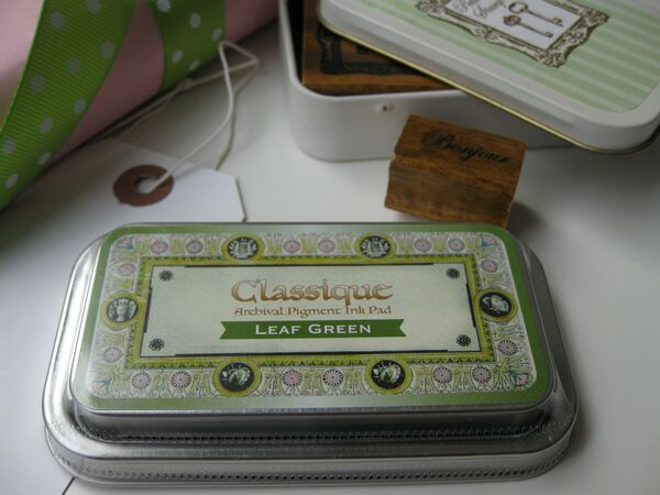 Emboss Leaf Green Ink Pad