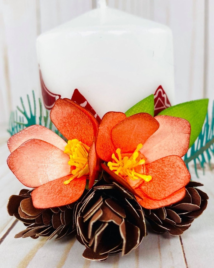 Sharon Callis Christmas Rose (Small) - Christmas Flowers & Foliage Collection