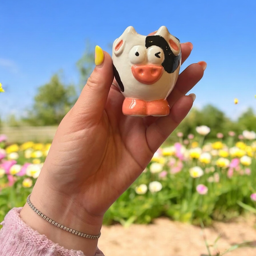 Farmyard Egg Cup Cow (Carton of 12)