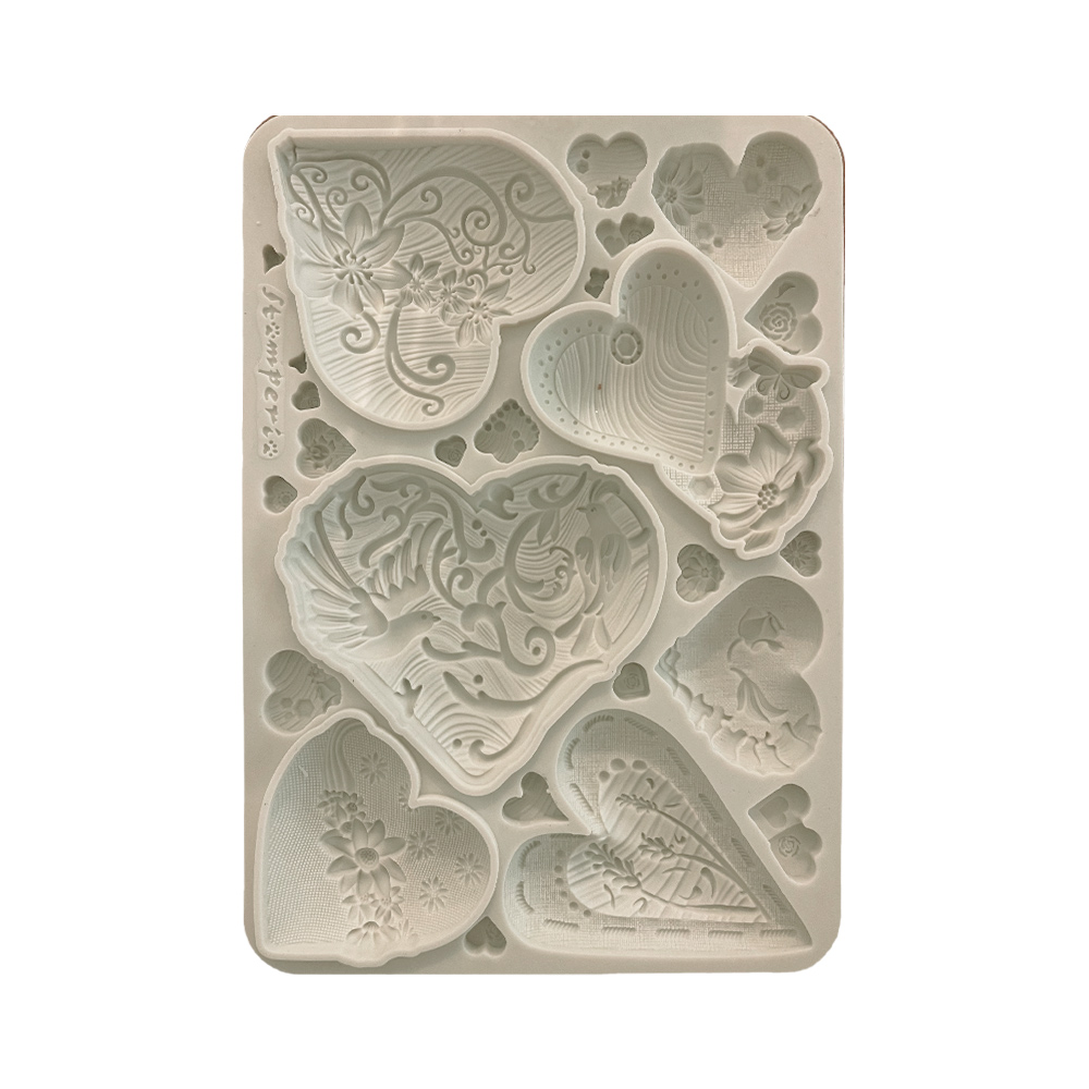 Stamperia -  Alice in Christmas - Simple Hearts A5 Silicon mould