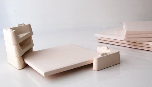 #Universal Stacking Tile corner x 4for 1 tile